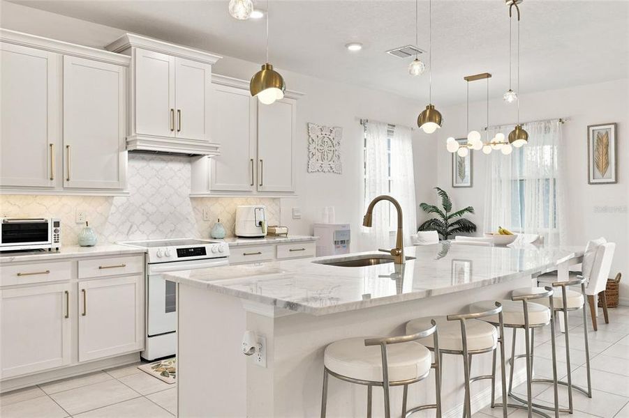 Furnished interior view inside a new home in , Lakewood Ranch (Image 16).