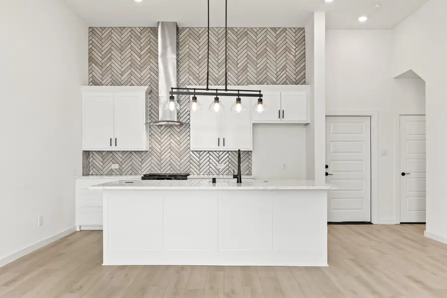 Furnished interior view inside a new home in Cottonwood Creek, Rowlett (Image 3).