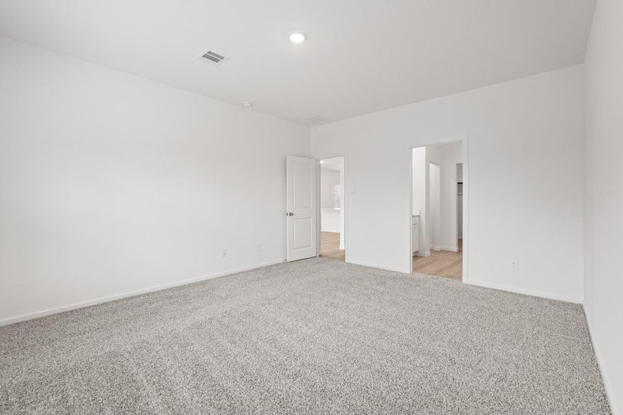 Spacious, unfurnished interior of a new home in Presswoods, Splendora (Image 23).