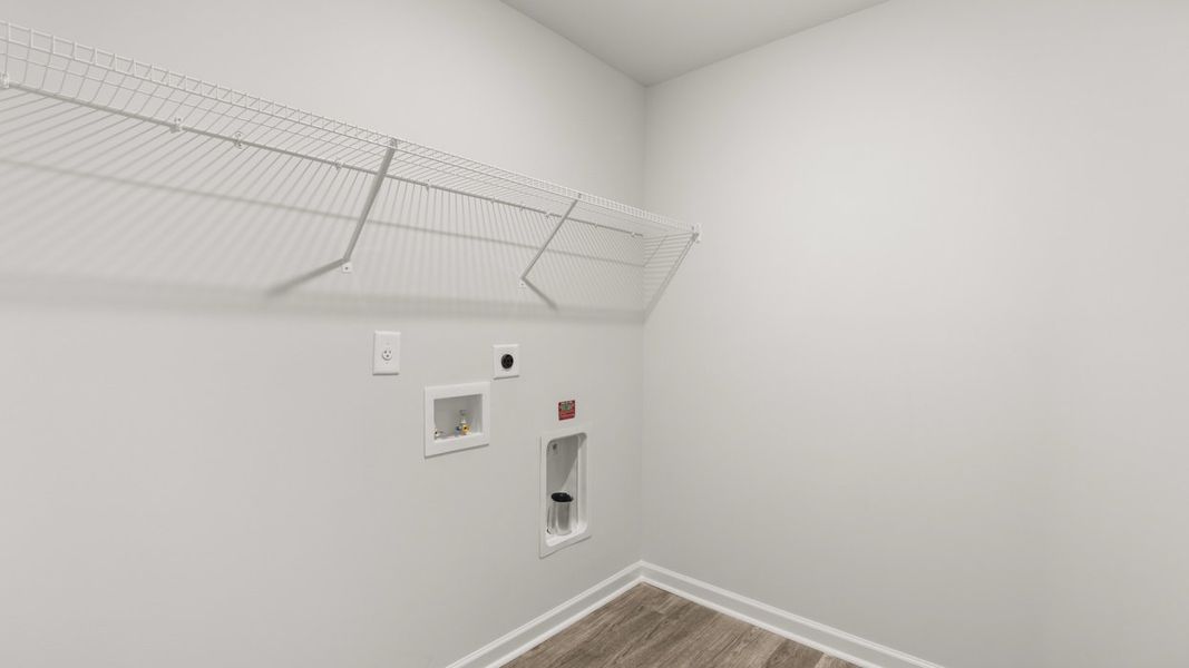 Spacious, unfurnished interior of a new home in Estates at Deer Hollow, Grovetown (Image 29).