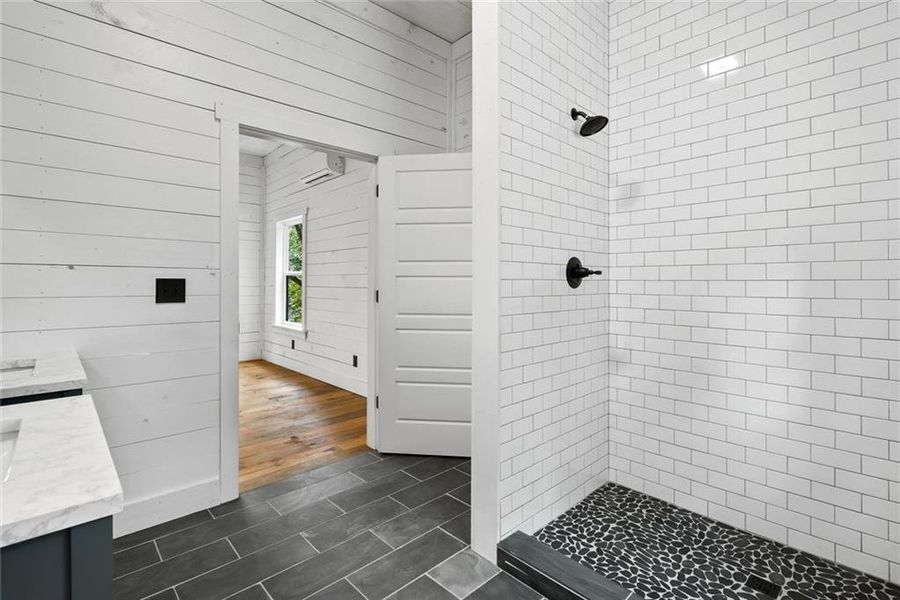 Image 27 of a home in . Image 27 of a home in .