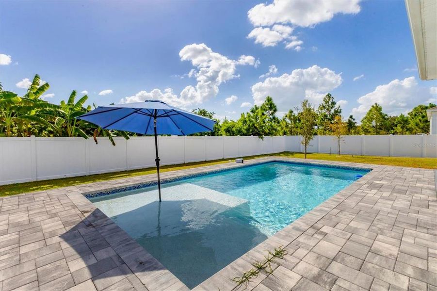 Community amenities in , Port Charlotte (Image 29). Community amenities in , Port Charlotte (Image 29).