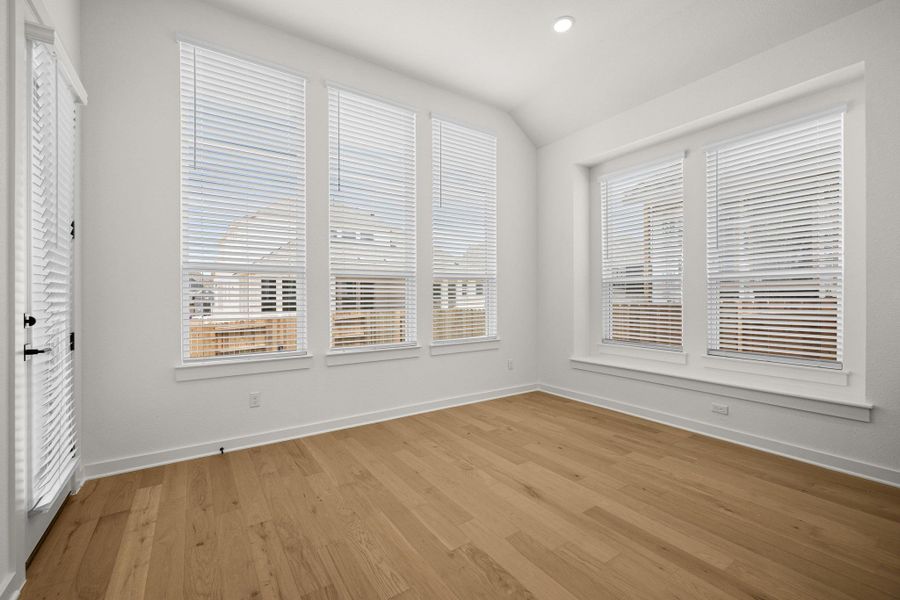 Spacious, unfurnished interior of a new home in Palmera Ridge: 60ft. lots, Leander (Image 13). Spacious, unfurnished interior of a new home in Palmera Ridge: 60ft. lots, Leander (Image 13).