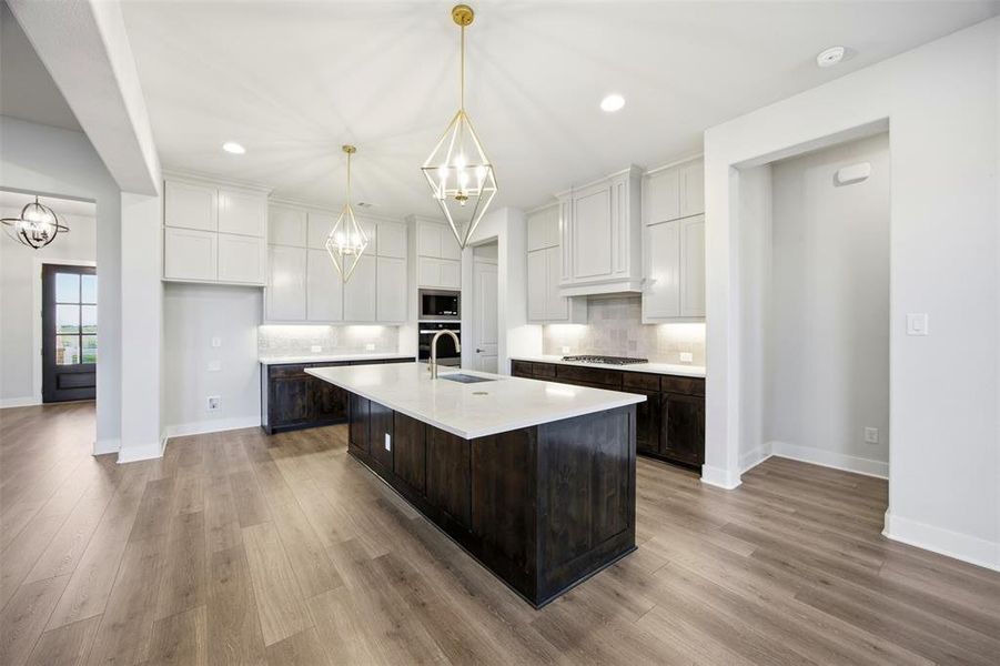 Furnished interior view inside a new home in Levante - 1 Acre Lots, Waxahachie (Image 13). Furnished interior view inside a new home in Levante - 1 Acre Lots, Waxahachie (Image 13).