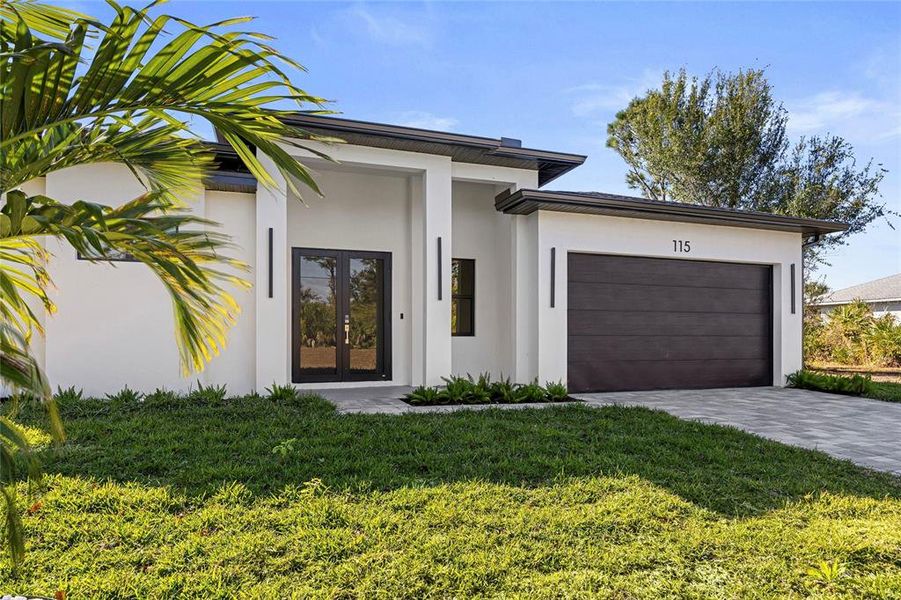 Exterior details and patio area of a home in , Rotonda West (Image 26).