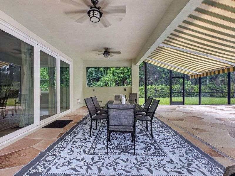 Covered Patio Dining Area