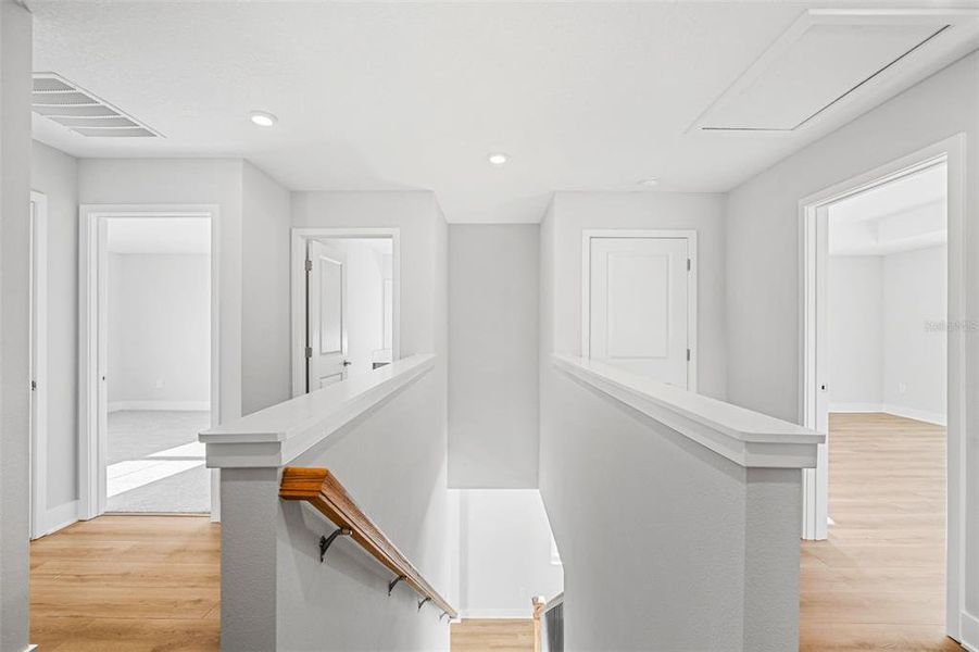 Spacious, unfurnished interior of a new home in , St. Petersburg (Image 32).