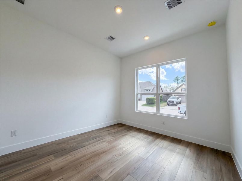 Spacious, unfurnished interior of a new home in , Porter (Image 13).