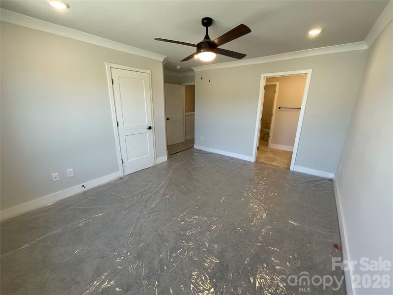 Spacious, unfurnished interior of a new home in Pine Trace, Gastonia (Image 14). Spacious, unfurnished interior of a new home in Pine Trace, Gastonia (Image 14).
