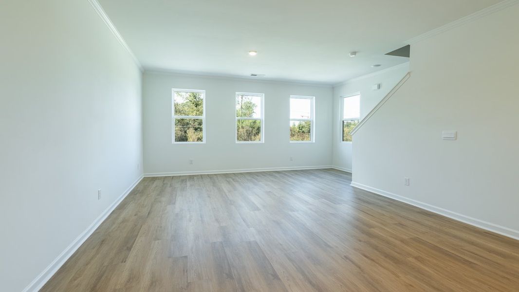 Spacious, unfurnished interior of a new home in Benteen Reserve, Atlanta (Image 16).