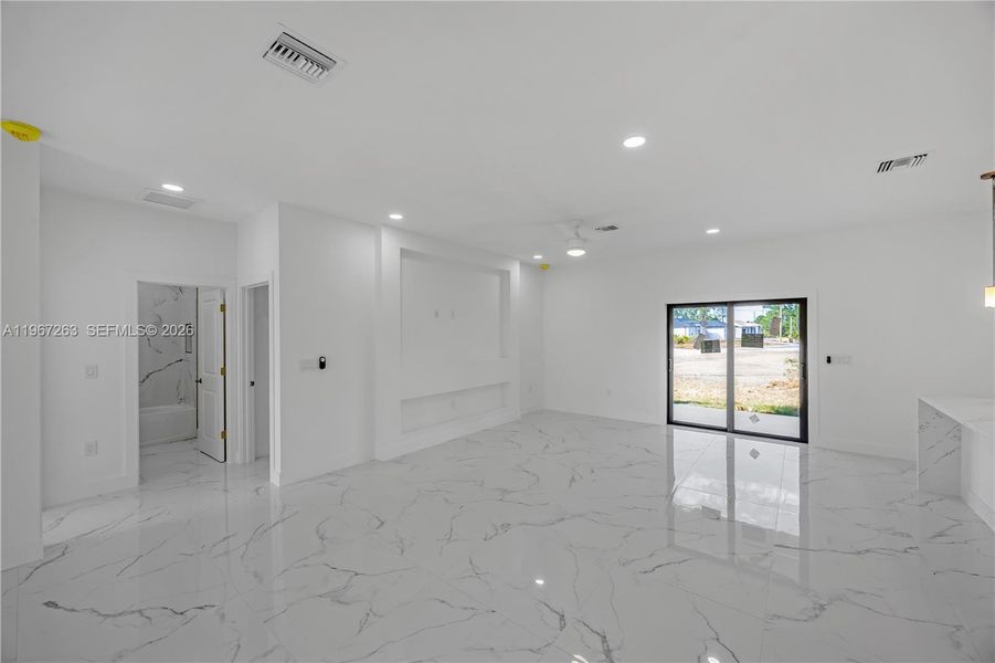 Spacious, unfurnished interior of a new home in , Lehigh Acres (Image 22). Spacious, unfurnished interior of a new home in , Lehigh Acres (Image 22).
