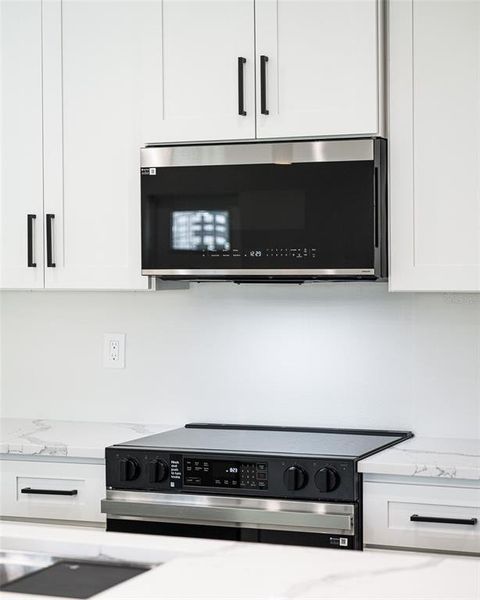 Close-up of interior finishes inside a home in , North Port (Image 12). Close-up of interior finishes inside a home in , North Port (Image 12).