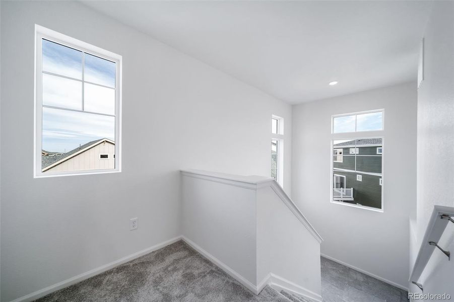 Spacious, unfurnished interior of a new home in Erie Highlands, Erie (Image 15).
