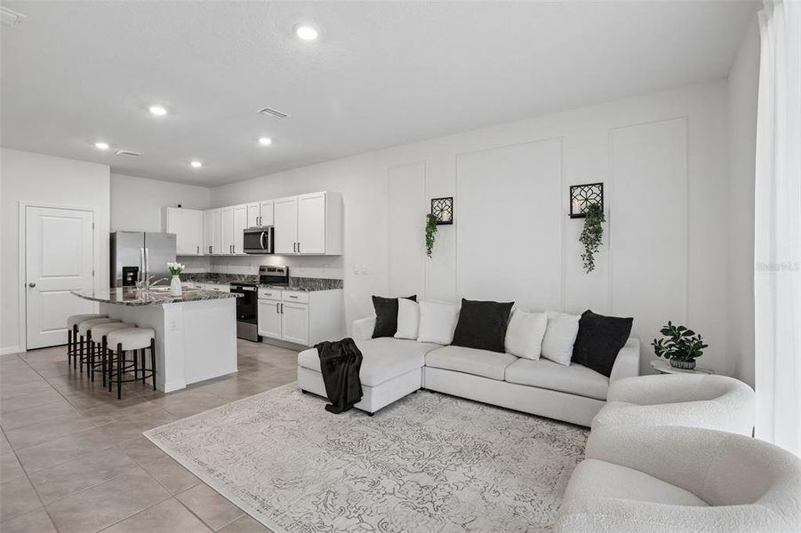 Furnished interior view inside a new home in Easthaven, Tampa (Image 27). Furnished interior view inside a new home in Easthaven, Tampa (Image 27).