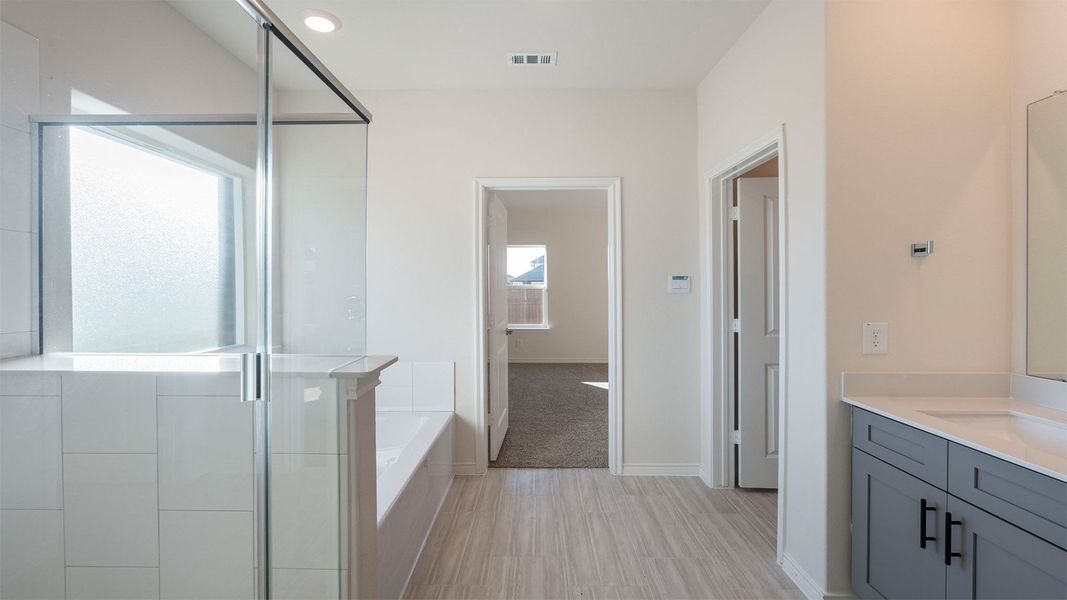Furnished interior view inside a new home in The Preserve at Forum, Grand Prairie (Image 6).