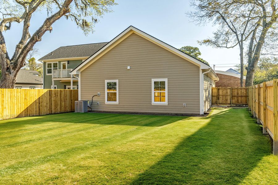 Exterior details and patio area of a home in , North Charleston (Image 26).