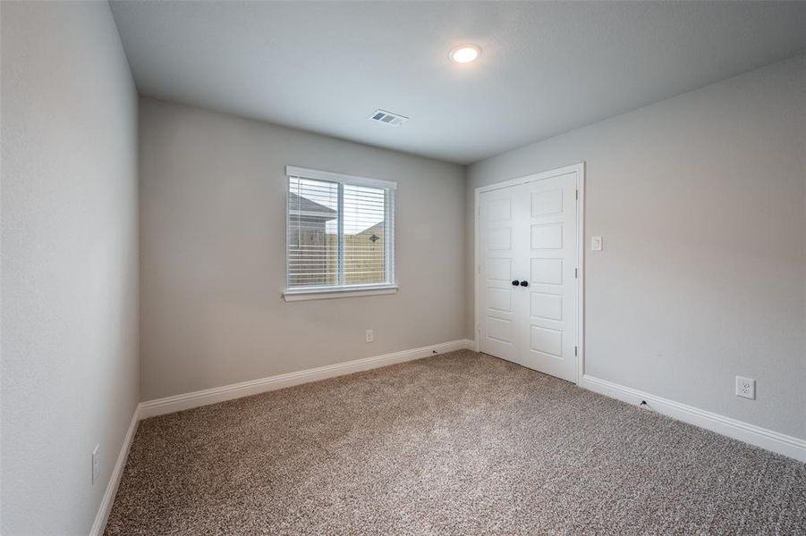 Spacious, unfurnished interior of a new home in , Hillsboro (Image 23).