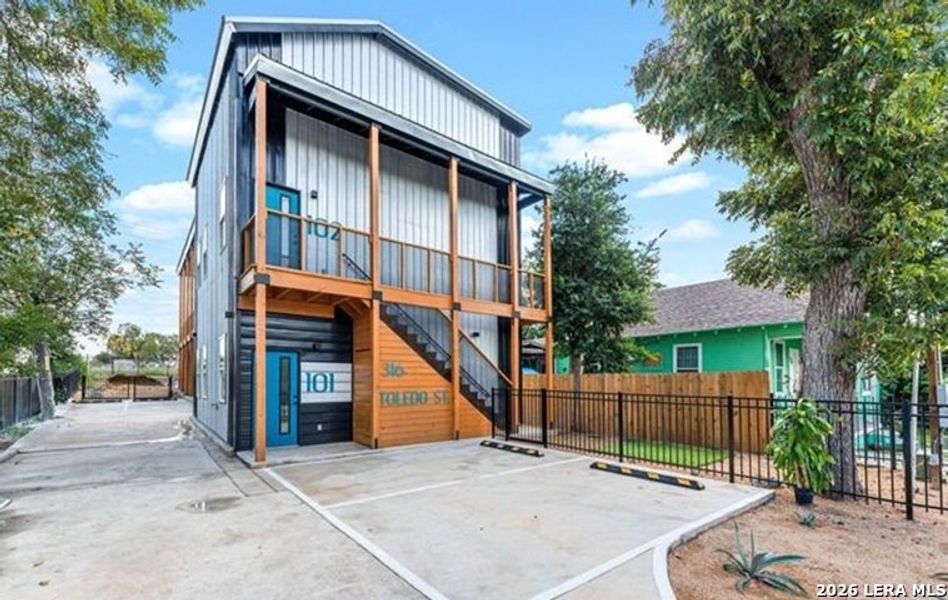 Exterior details and patio area of a home in , San Antonio (Image 31).