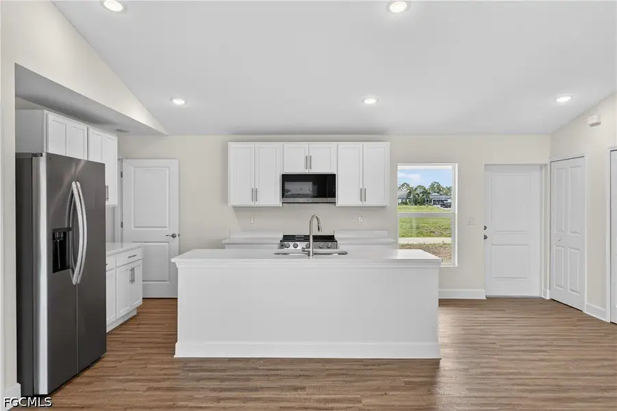 Furnished interior view inside a new home in Cape Coral, Cape Coral (Image 4).