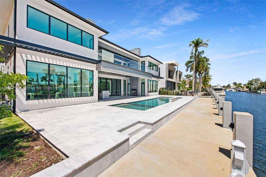 Exterior details and patio area of a home in , Fort Lauderdale (Image 11).