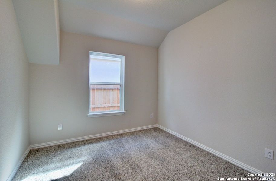 Spacious, unfurnished interior of a new home in Meyer Ranch – Premier, New Braunfels (Image 20). Spacious, unfurnished interior of a new home in Meyer Ranch – Premier, New Braunfels (Image 20).