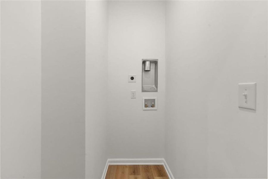 Spacious, unfurnished interior of a new home in , Atlanta (Image 31).