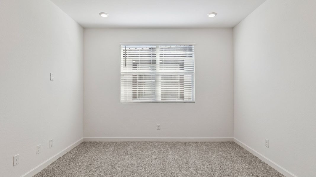 Spacious, unfurnished interior of a new home in Apache Farms, Buckeye (Image 26).