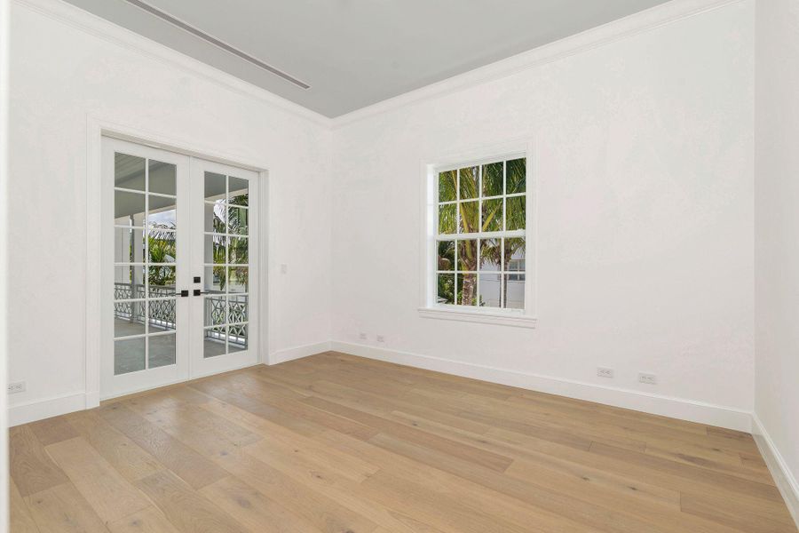 Image 33 of a home in .