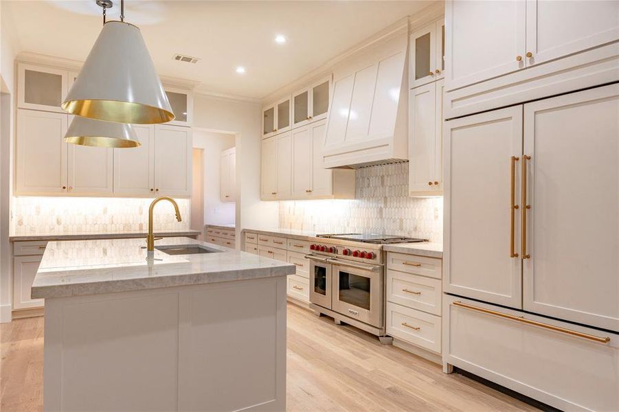 Furnished interior view inside a new home in , Fort Worth (Image 10).