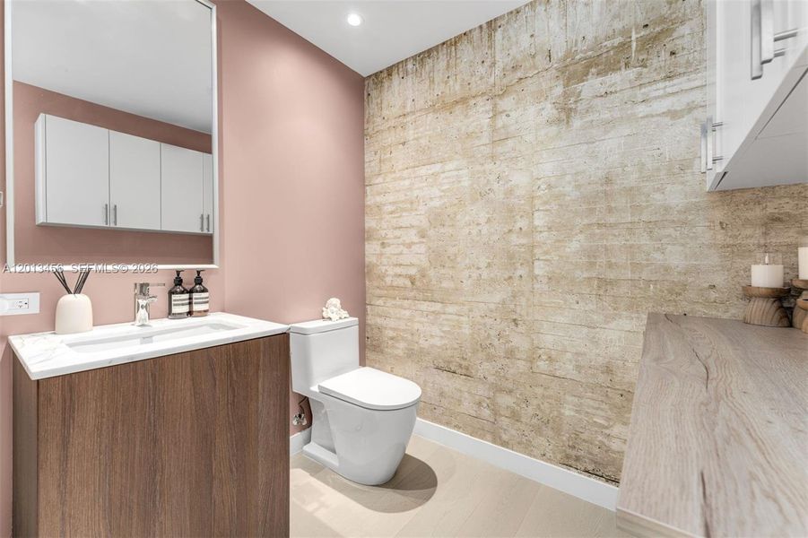 Furnished interior view inside a new home in , Miami Beach (Image 20).