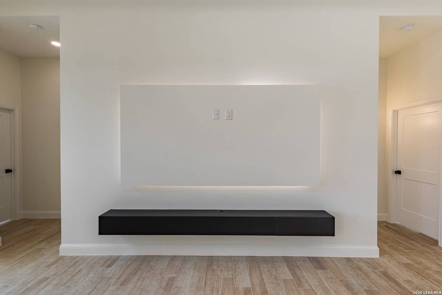 Spacious, unfurnished interior of a new home in , Eagle Pass (Image 27). Spacious, unfurnished interior of a new home in , Eagle Pass (Image 27).