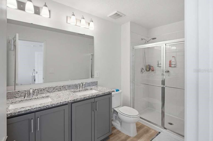Furnished interior view inside a new home in , Davenport (Image 10).