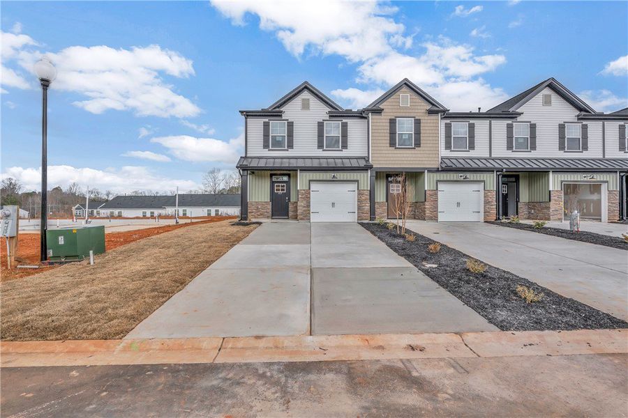 This newly constructed residential property showca This newly constructed residential property showca