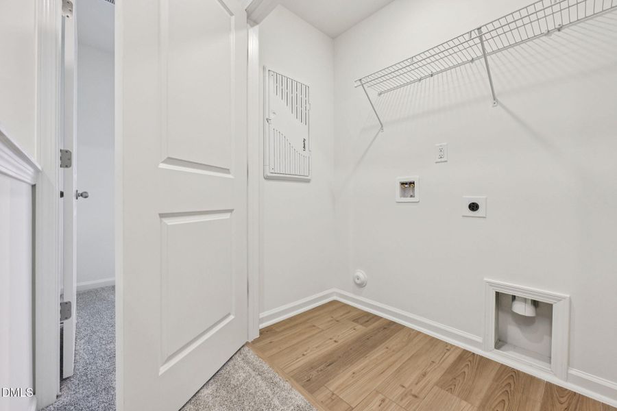 22-web-or-mls-210 Parker Lane-S0503-022