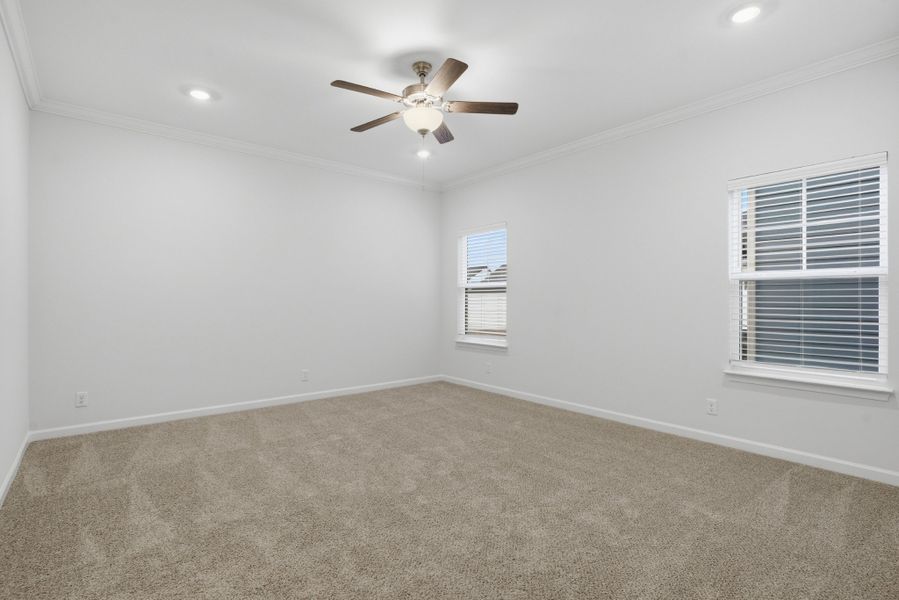 Spacious, unfurnished interior of a new home in Salem Landing, Rockvale (Image 17).