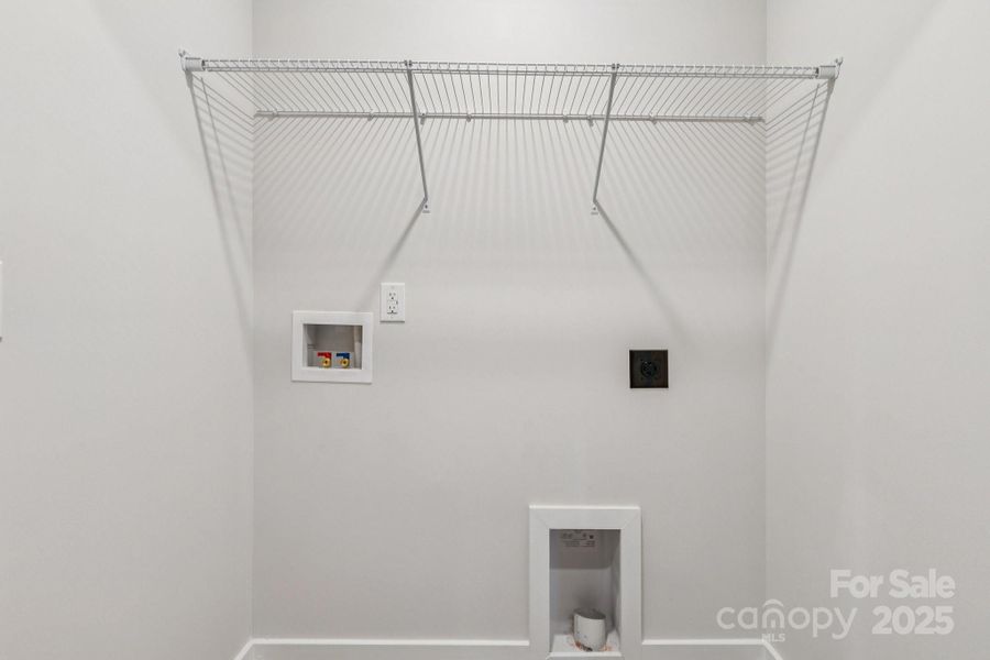 Image 28 of a home in .