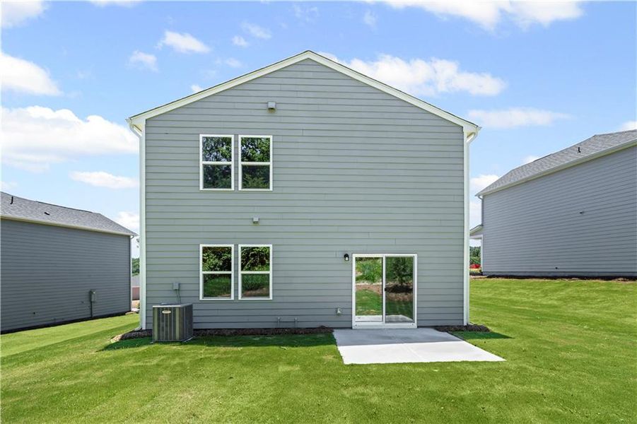 Exterior details and patio area of a home in Avery Ridge, Gainesville (Image 3).