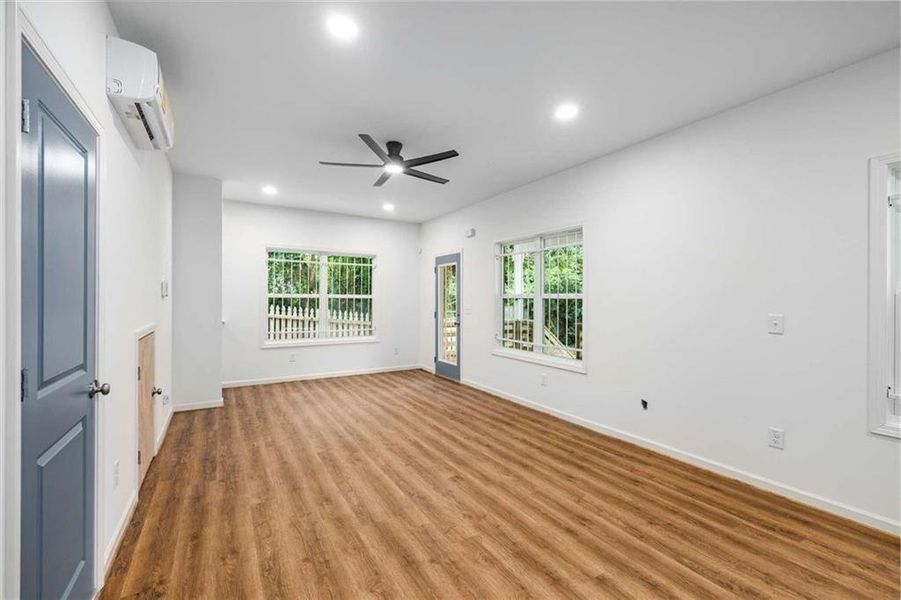 Spacious, unfurnished interior of a new home in , Atlanta (Image 9). Spacious, unfurnished interior of a new home in , Atlanta (Image 9).