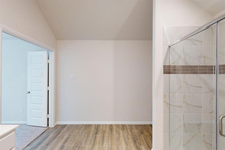 Spacious, unfurnished interior of a new home in Kings Way, Denton (Image 22).