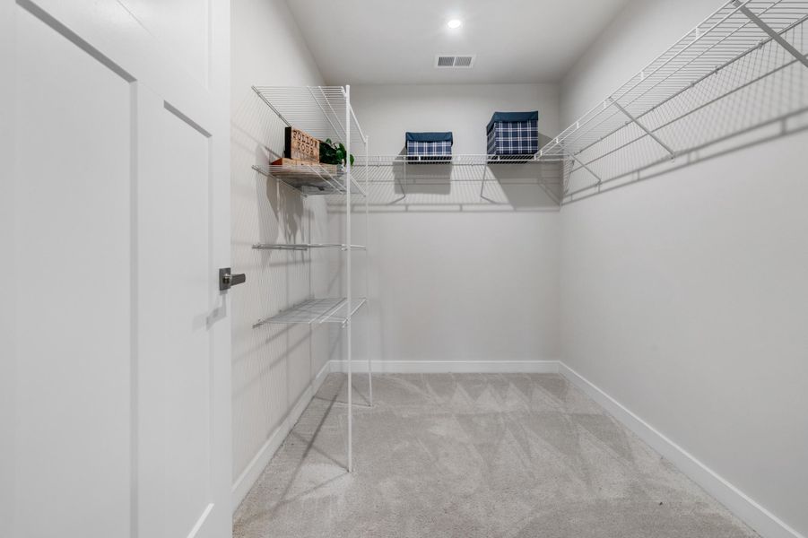 Image 34 of a home in .