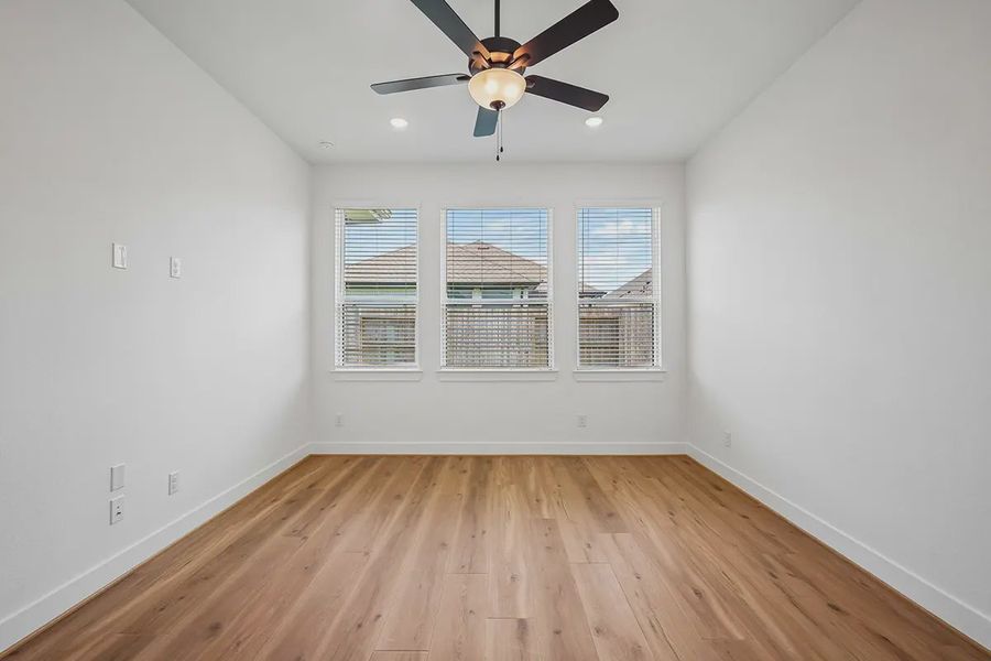 Representative unfurnished interior of a home built from the Lynnbrook by Chesmar Homes in Wood Leaf Reserve, Tomball (Image 21). Representative unfurnished interior of a home built from the Lynnbrook by Chesmar Homes in Wood Leaf Reserve, Tomball (Image 21).