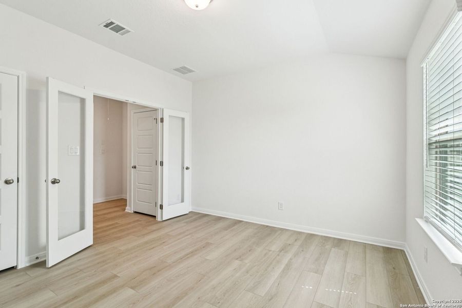 Spacious, unfurnished interior of a new home in Legendary Trails - Classic Series, Cibolo (Image 28).