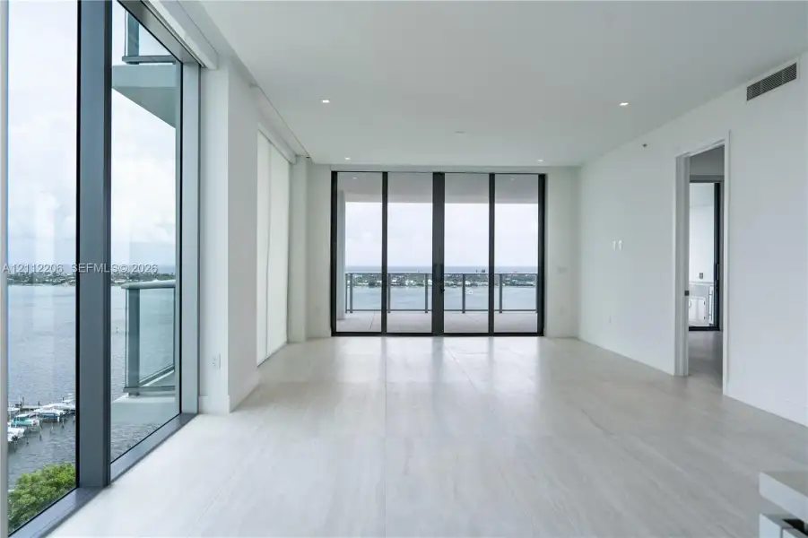 Spacious, unfurnished interior of a new home in , West Palm Beach (Image 17).