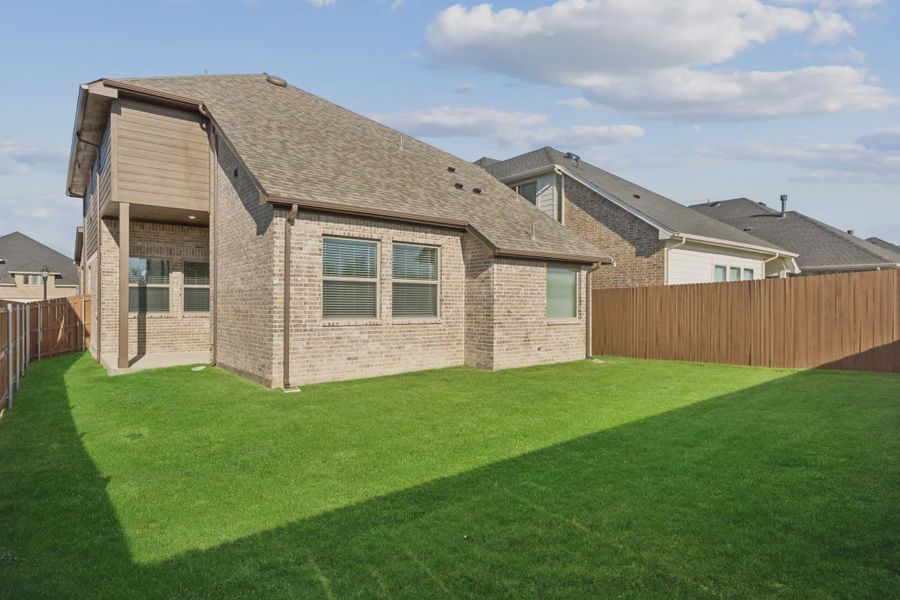 Representative exterior details of a home built from the Chicago by Chesmar Homes in Heartland 40's, Heartland (Image 3).