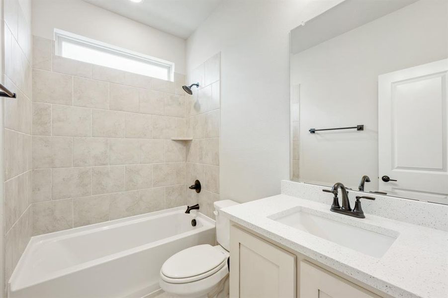 Furnished interior view inside a new home in Homestead at Daniel Farms Phase 2, DeSoto (Image 4). Furnished interior view inside a new home in Homestead at Daniel Farms Phase 2, DeSoto (Image 4).