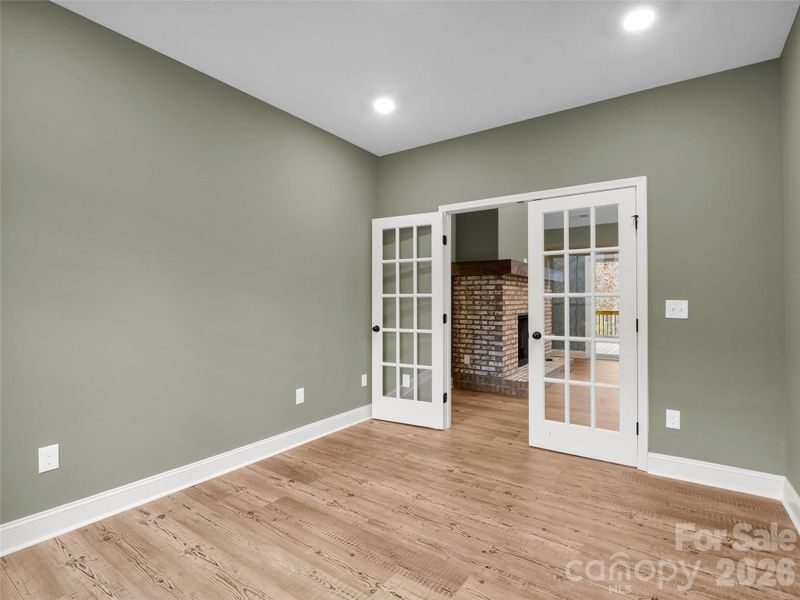 Spacious, unfurnished interior of a new home in , Rutherfordton (Image 31).