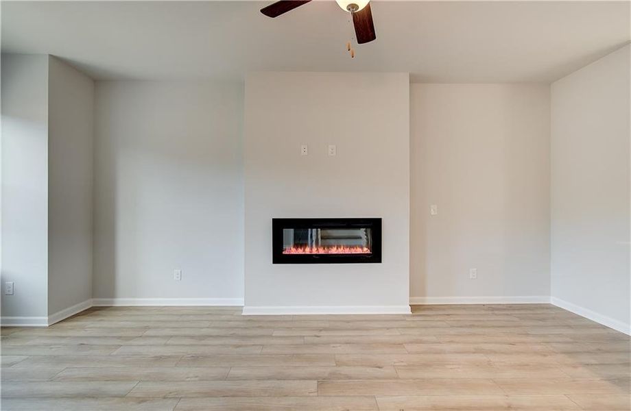 Spacious, unfurnished interior of a new home in Daybreak, Newnan (Image 15).