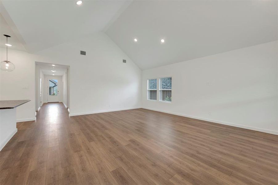Spacious, unfurnished interior of a new home in Aspire at Reunion, Newark (Image 23). Spacious, unfurnished interior of a new home in Aspire at Reunion, Newark (Image 23).