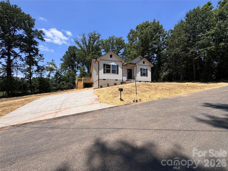 Image 19 of a home in .