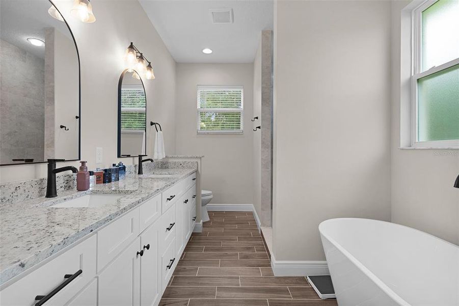 Furnished interior view inside a new home in , Ocala (Image 8).
